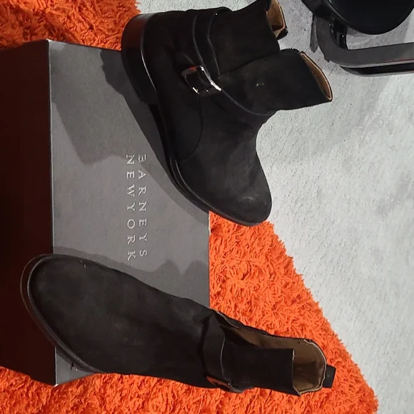 Barneys New York | Shoes | Barneys Of New York Men Suede  display picture 1